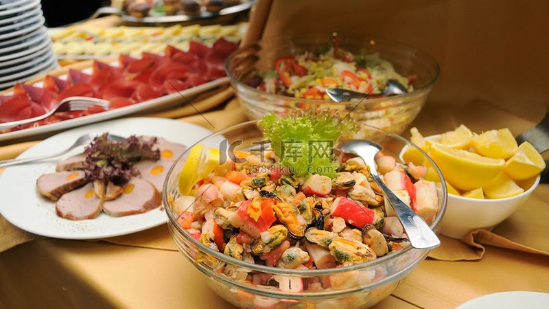 食品代工资质要求：揭秘食品代工企业的“准入门槛