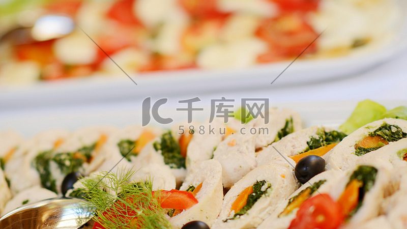 酸汤火锅底料口碑之争，背后是发酵工艺与地域风味的博弈